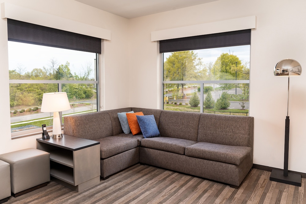 hyatt house nashville airport