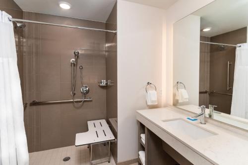 hyatt house nashville airport