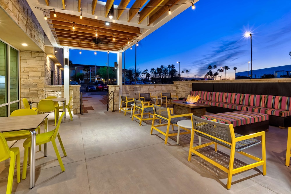 home2 suites by hilton tucson airport