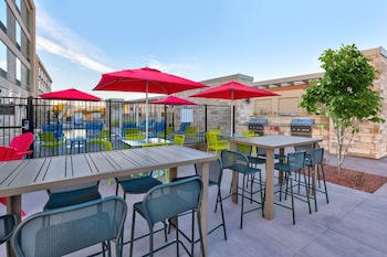 home2 suites by hilton tucson airport