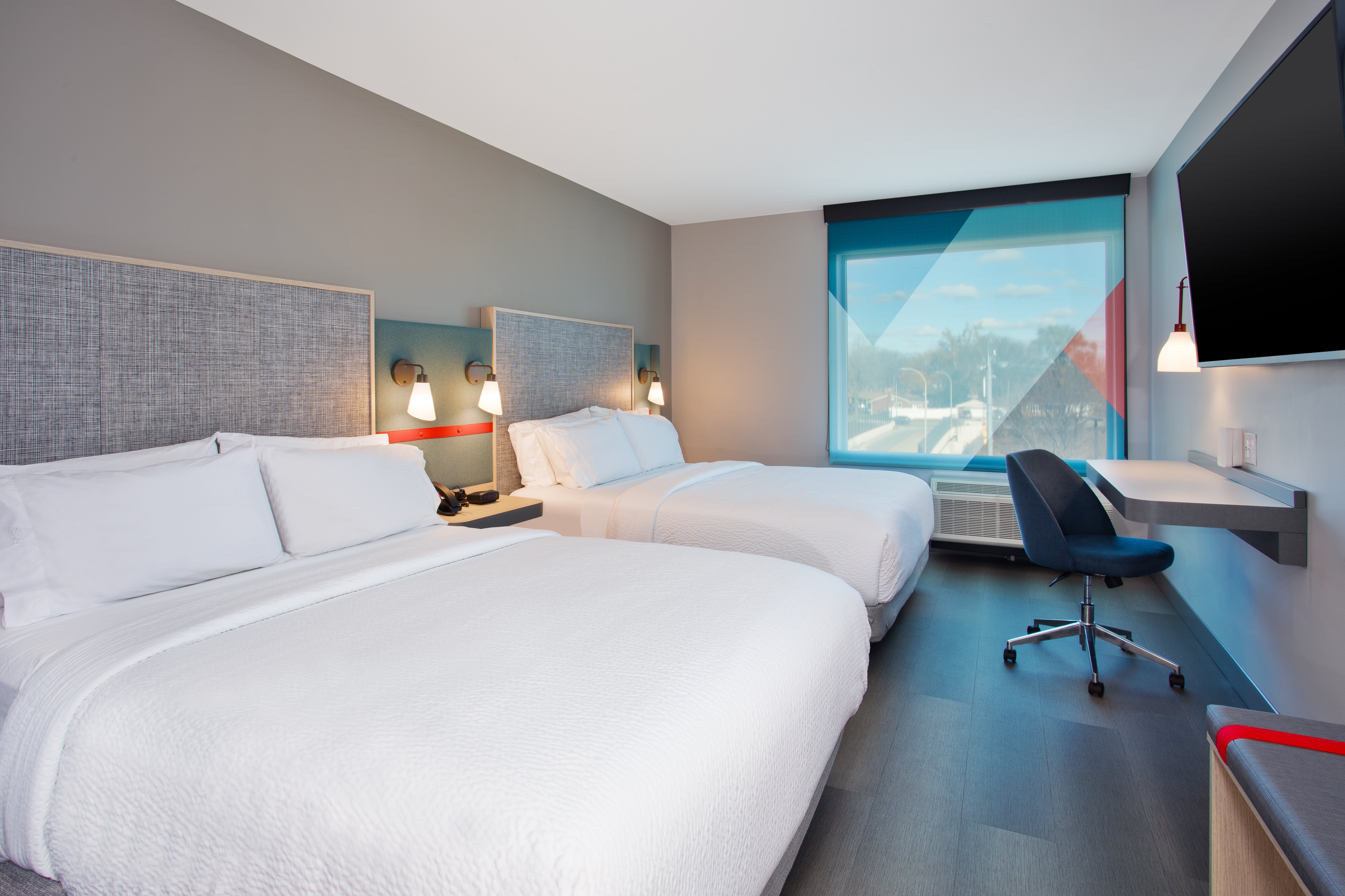 avid hotel detroit warren an ihg hotel