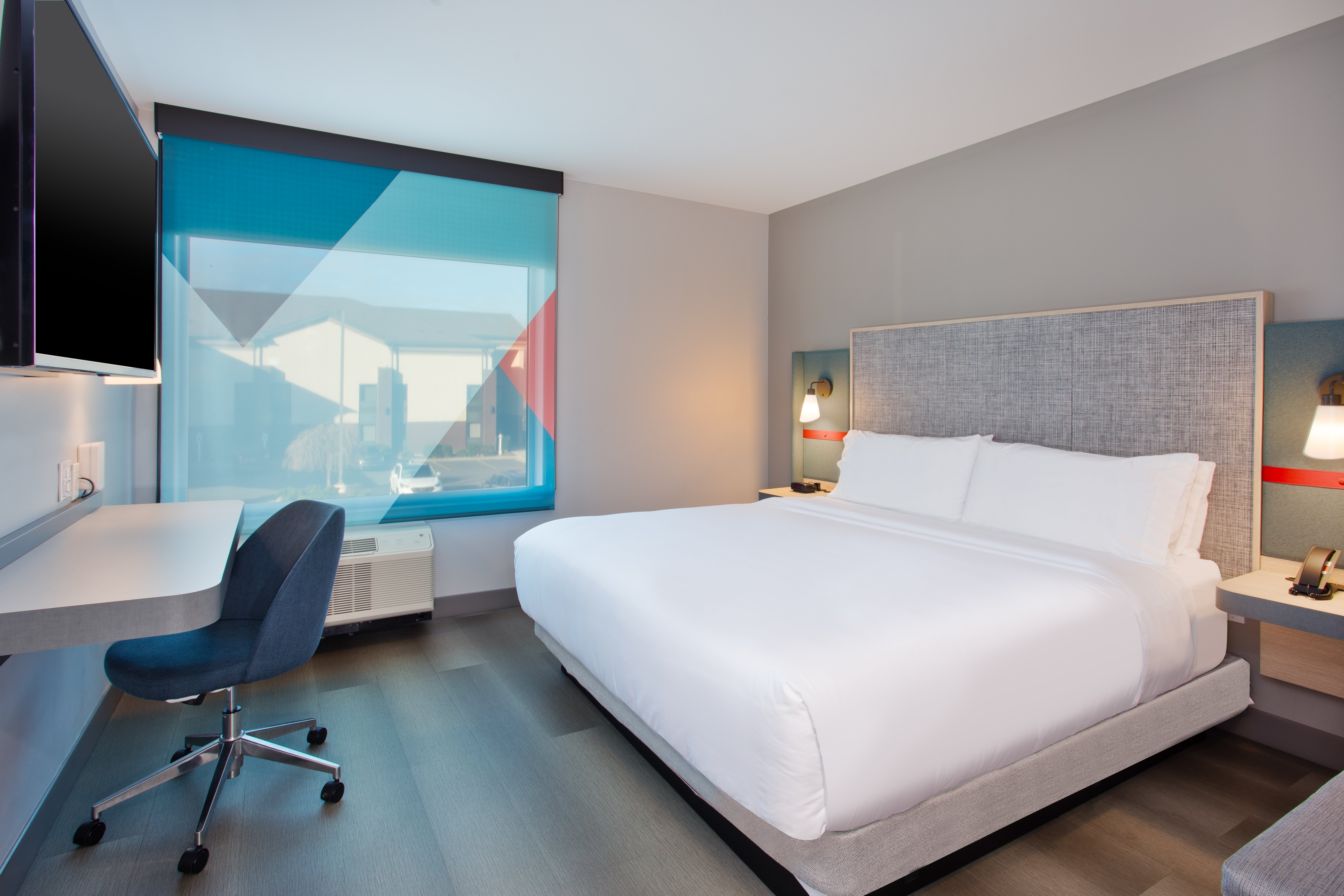 avid hotel detroit warren an ihg hotel