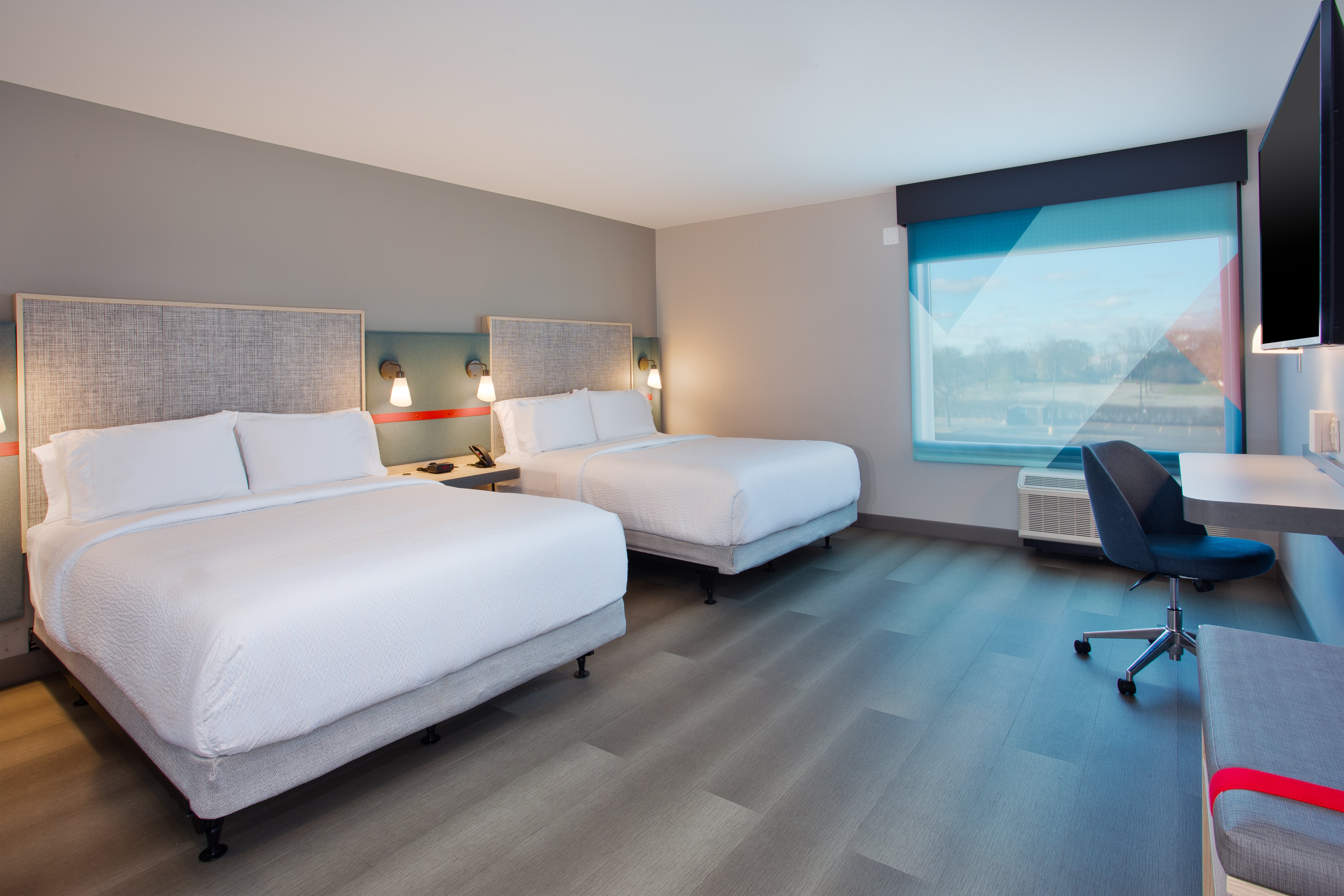 avid hotel detroit warren an ihg hotel