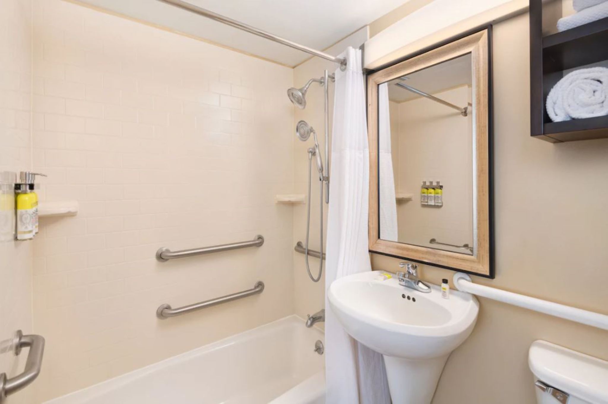 staybridge suites louisville expo center an ihg hotel