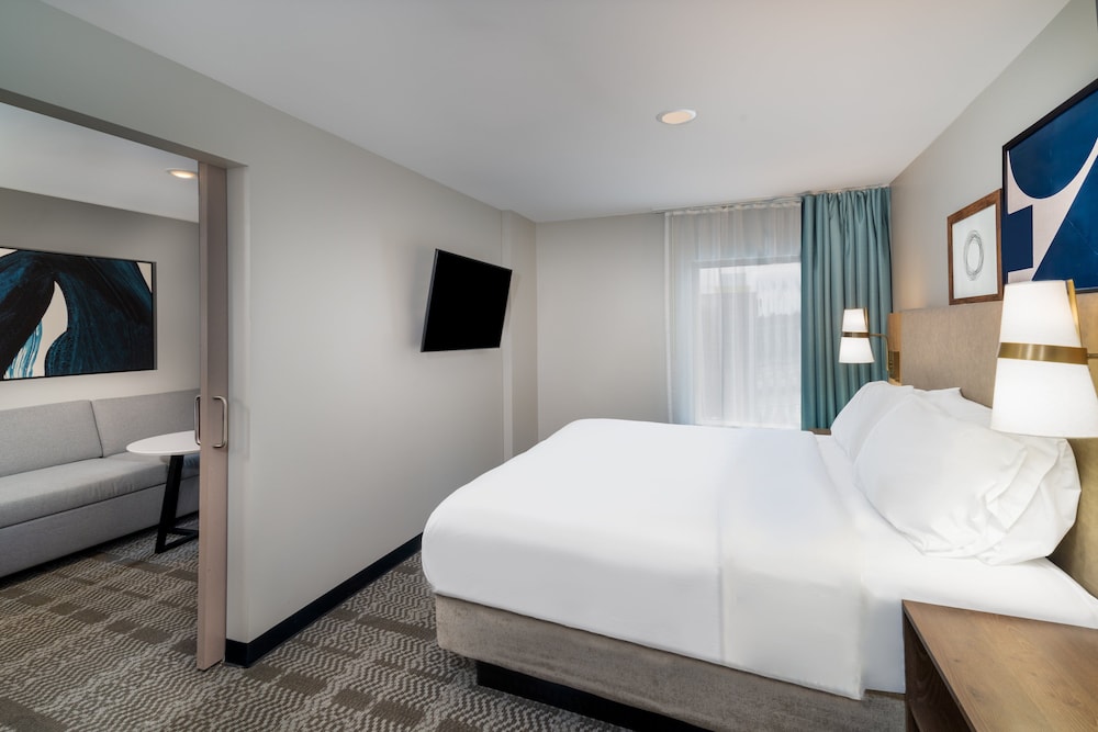staybridge suites louisville expo center an ihg hotel