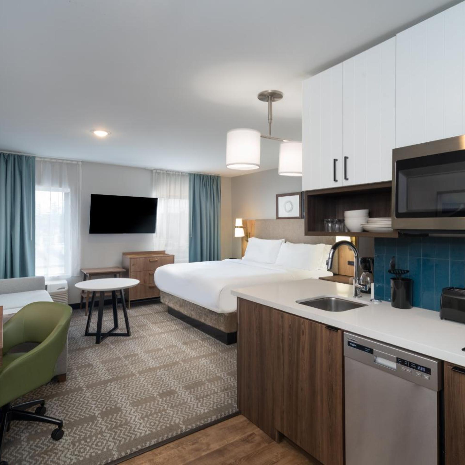 staybridge suites louisville expo center an ihg hotel