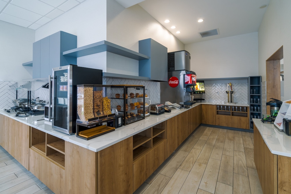 staybridge suites louisville expo center an ihg hotel