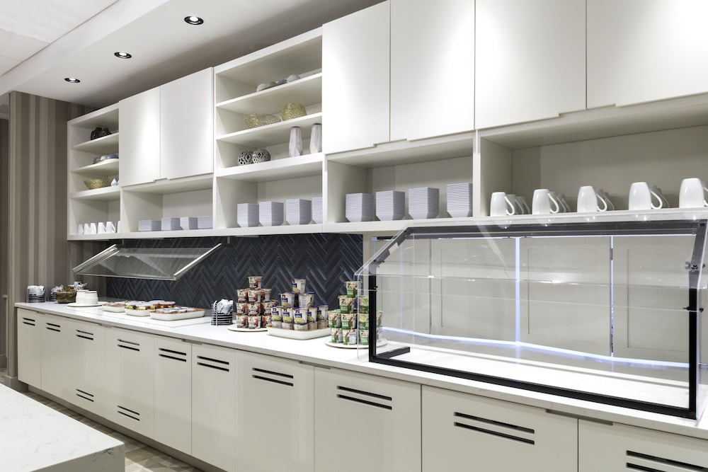 hyatt place charlotte university research park