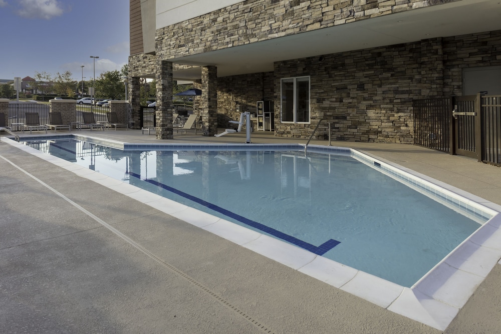 hyatt place charlotte university research park