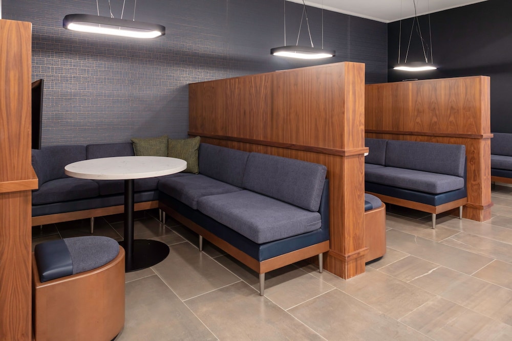 courtyard by marriott memphis east galleria