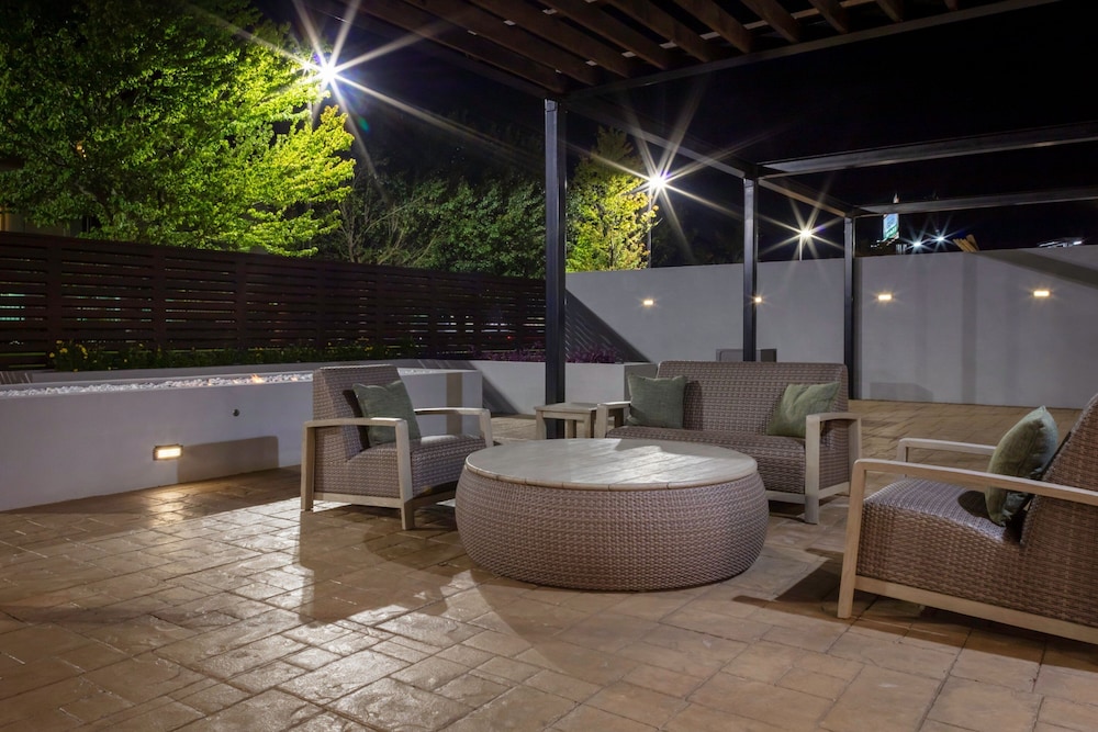 courtyard by marriott memphis east galleria