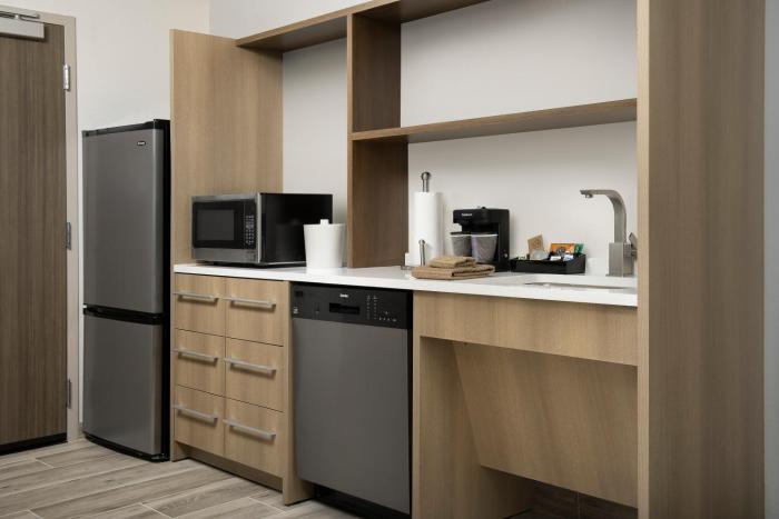 home2 suites by hilton tampa westshore airport fl