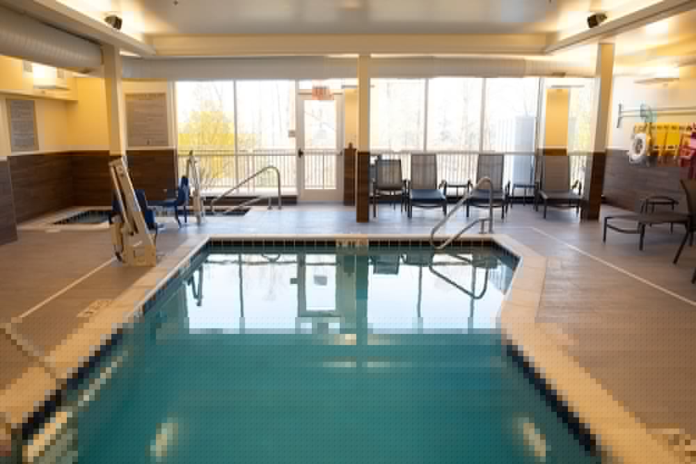 fairfield inn and suites by marriott marquette