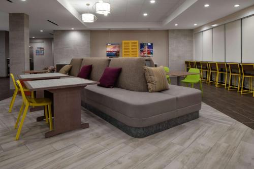 home2 suites by hilton rowlett rockwall marina