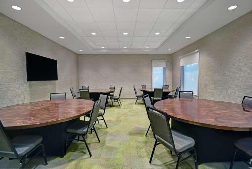 home2 suites by hilton atlanta airport north