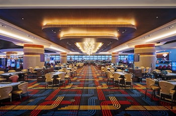 circa resort and casino