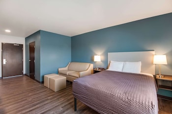 woodspring suites bakersfield airport