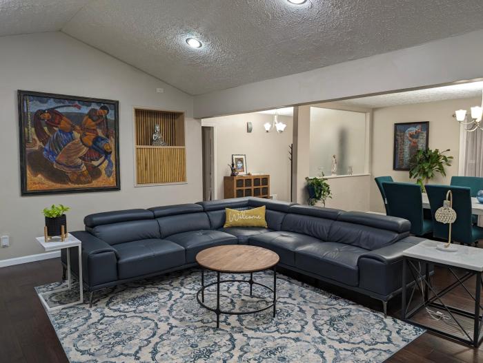 colony suite
