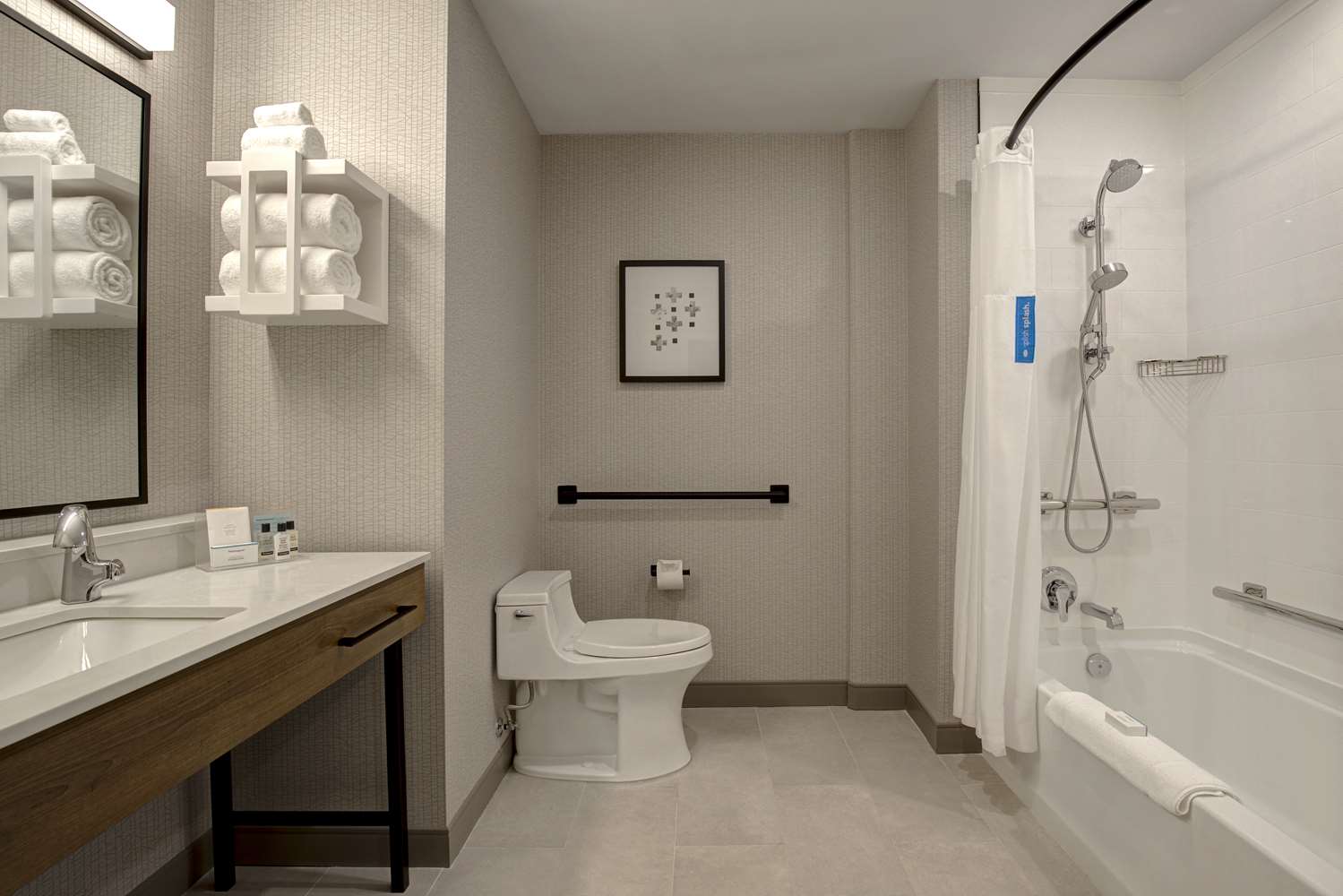 hampton inn by hilton montreal downtown