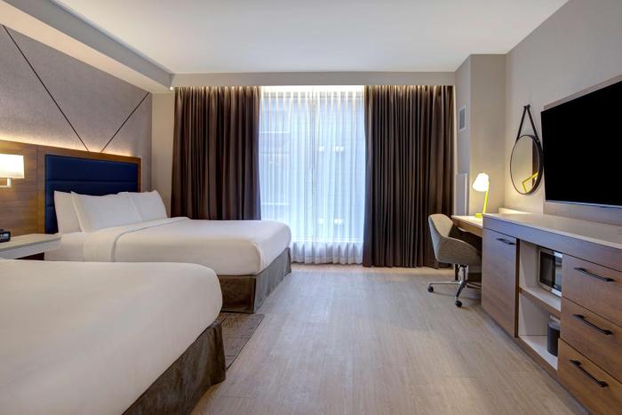 hampton inn by hilton montreal downtown
