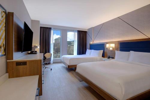 hampton inn by hilton montreal downtown