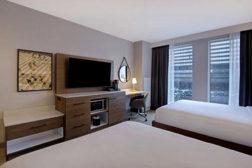 hampton inn by hilton montreal downtown