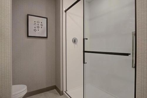 hampton inn by hilton montreal downtown