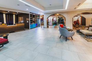 hotel indigo spring woodlands area an ihg hotel