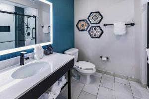 hotel indigo spring woodlands area an ihg hotel