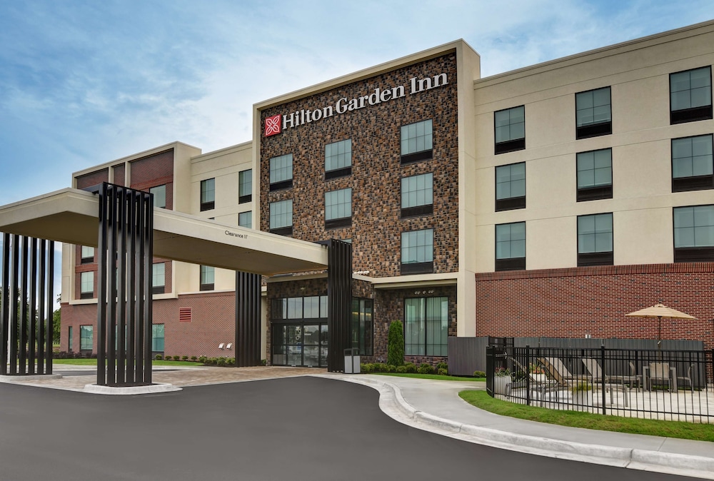 hilton garden inn madison huntsville airport