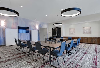 hilton garden inn madison huntsville airport