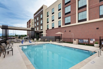 hilton garden inn madison huntsville airport