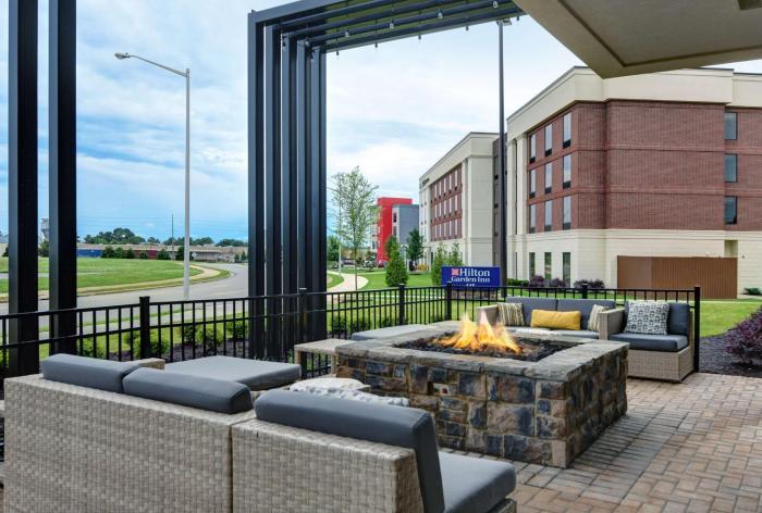 hilton garden inn madison huntsville airport