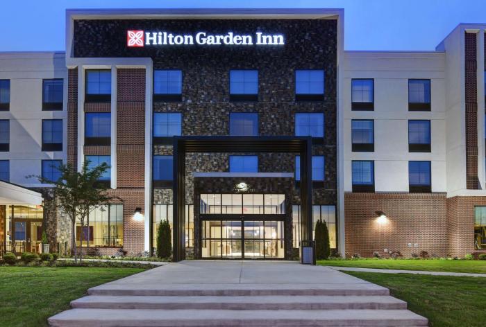 hilton garden inn madison huntsville airport