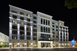 the memphian a tribute portfolio hotel