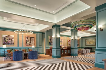 the memphian a tribute portfolio hotel