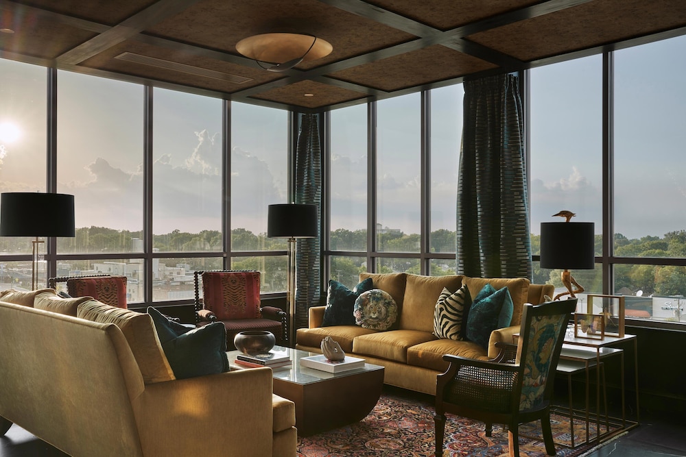 the memphian a tribute portfolio hotel