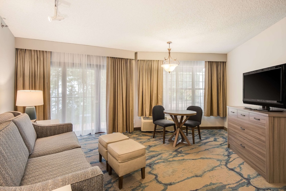 heidel house hotel and conference center ascend hotel collection