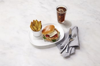 even hotel atlanta cobb galleria an ihg hotel