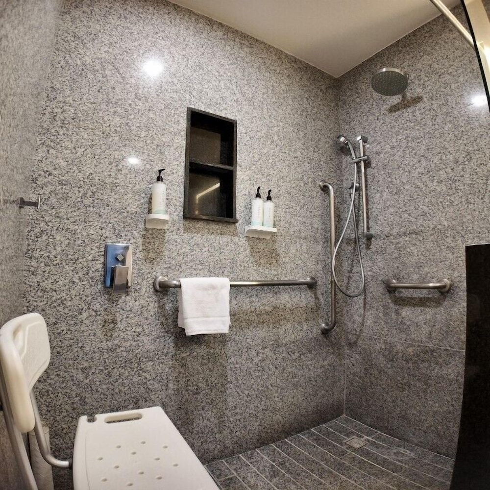 hampton by hilton aguascalientes downtown