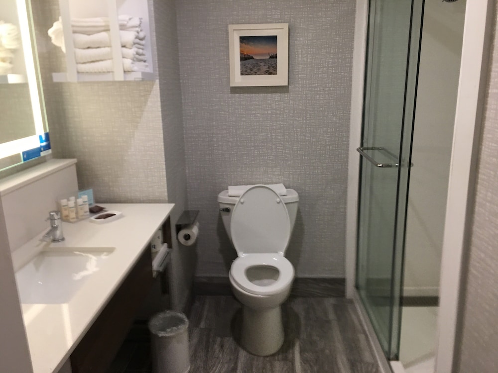 hampton inn old bridge