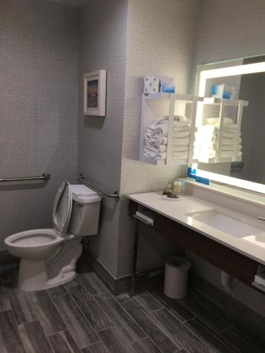 hampton inn old bridge