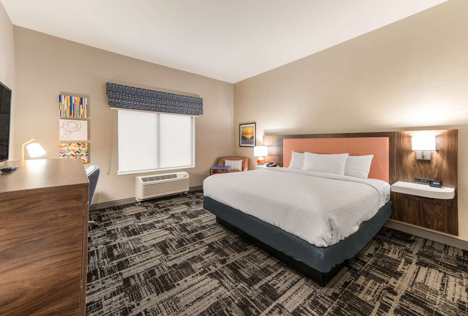 hampton inn and suites benton harbor