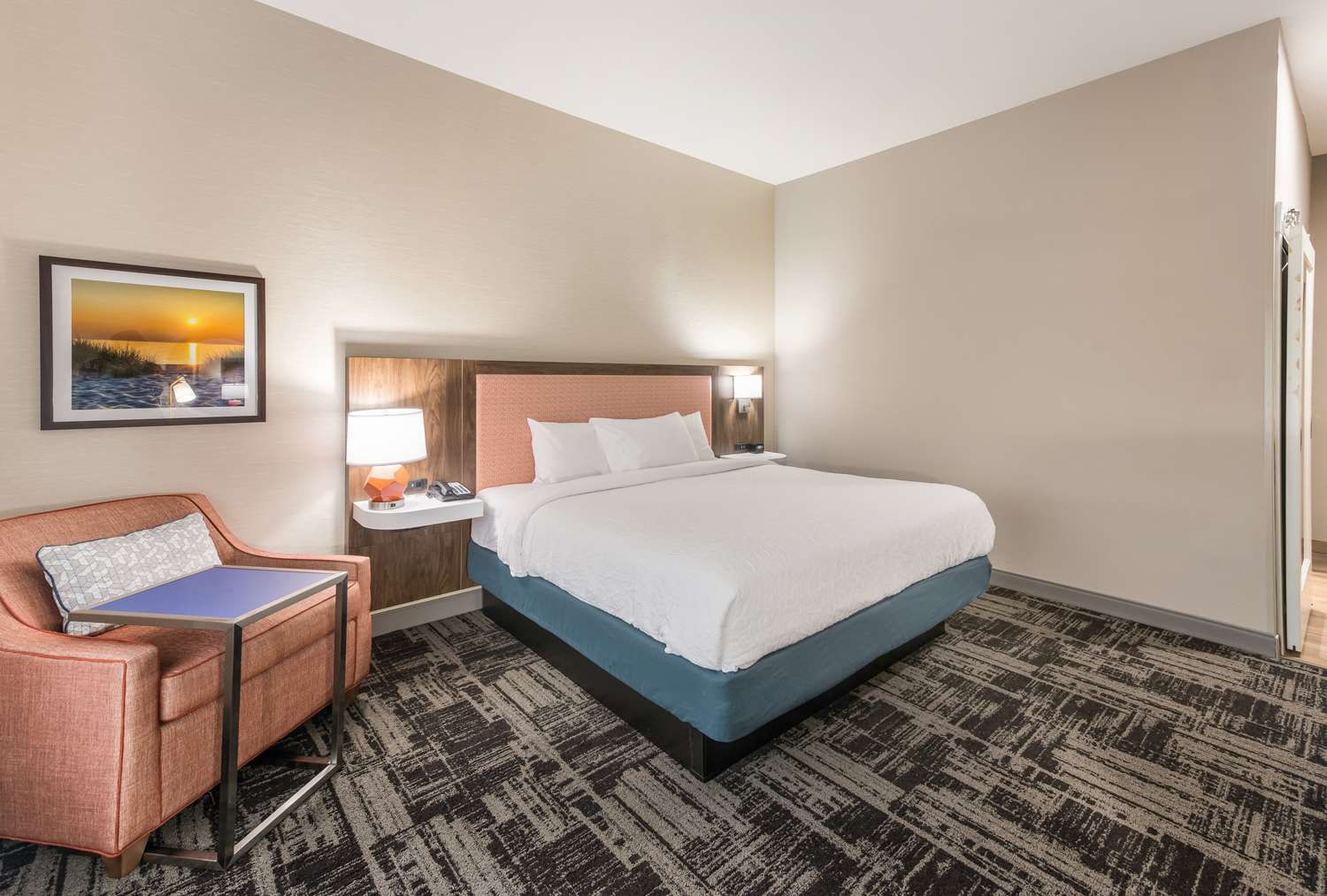 hampton inn and suites benton harbor