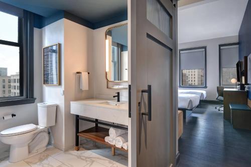 courtyard by marriott cincinnati downtown