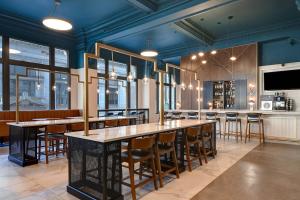 courtyard by marriott cincinnati downtown