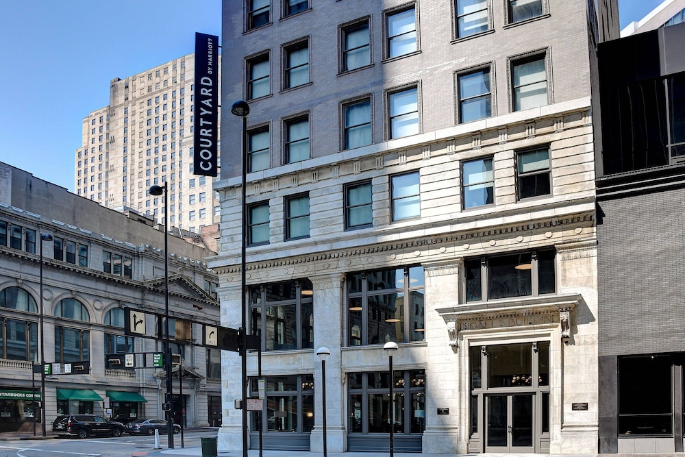 courtyard by marriott cincinnati downtown