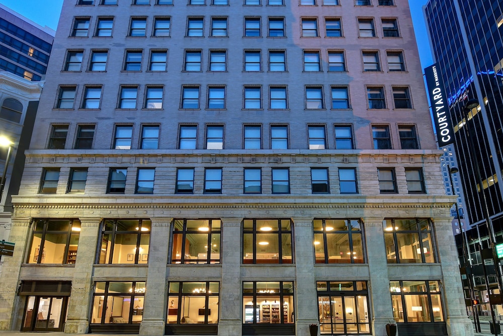 courtyard by marriott cincinnati downtown