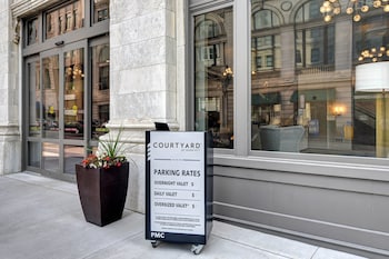 courtyard by marriott cincinnati downtown