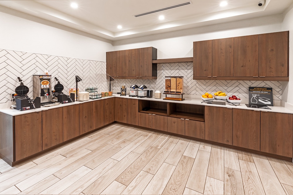 staybridge suites portland an ihg hotel
